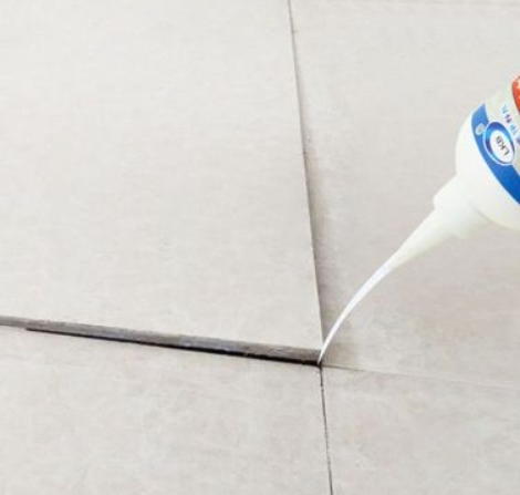 横县瓷砖空鼓维修公司分享卫生间瓷砖脱落的原因可能有以下几点